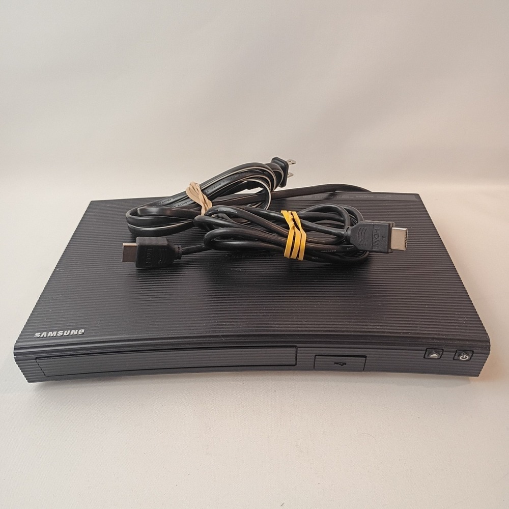 Samsung BD-JM51 Curved Blu-Ray Disc DVD Player + HDMI, No Remote - Tested, Works
